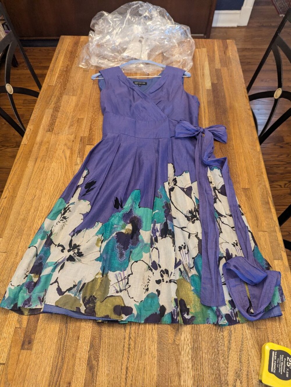 Beautiful Jones NY Dress Purple w/ Floral Bottom Lined Flowy Flouncy Cotton Wrap